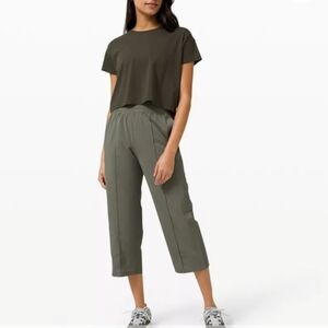 Lululemon Wanderer Crop Swift Ultra Light Cropped Techcore Pants Sz 10 Grey Sage